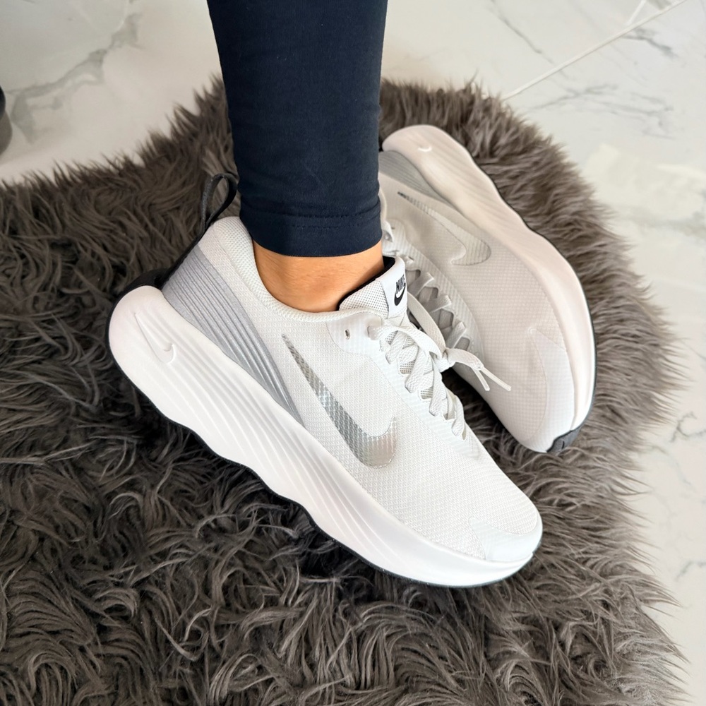 Nike Promina
